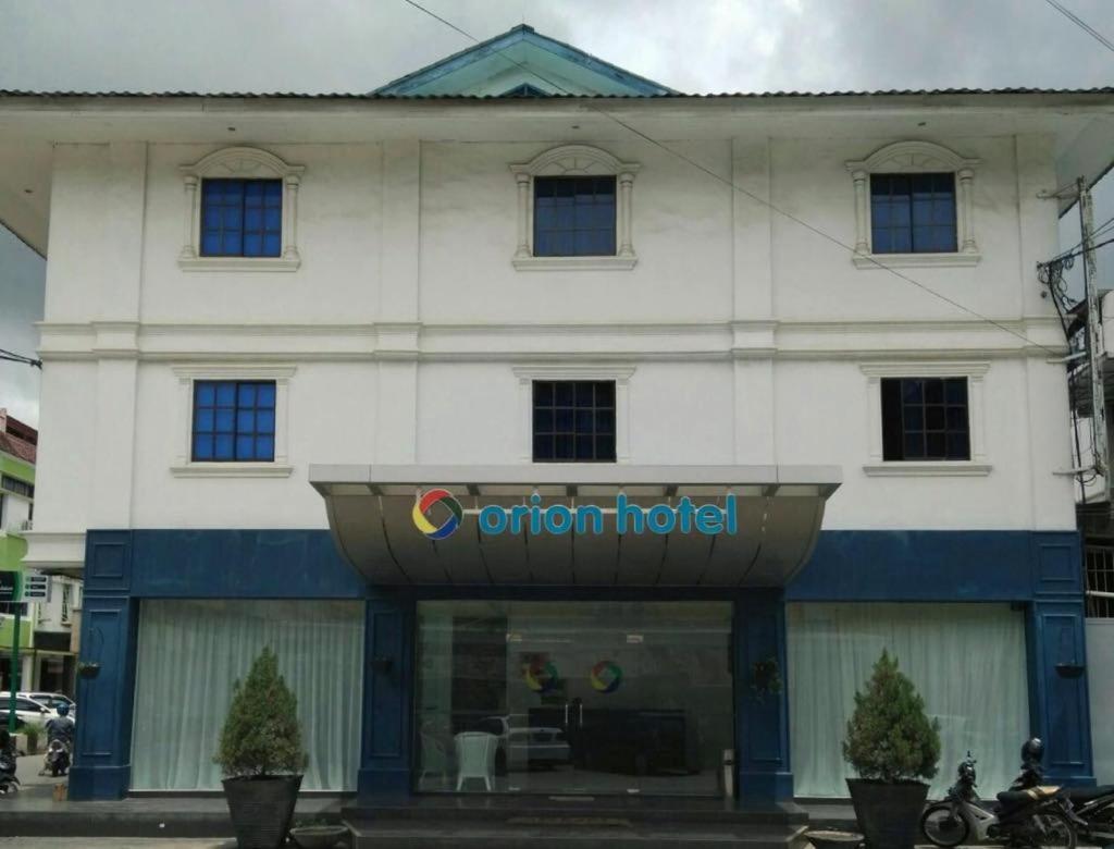 Orion Hotel Batam エクステリア 写真
